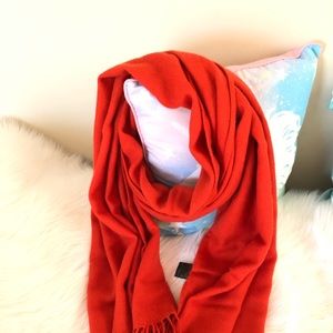 NWOT : Bundle of 2 - H&M scarf 🧣